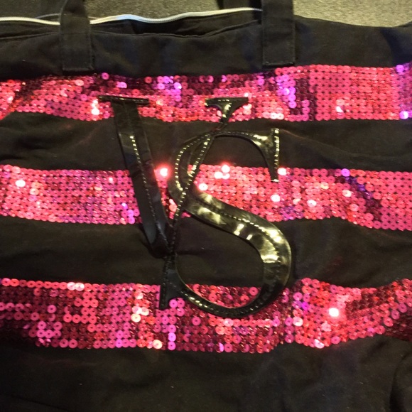 Purse - Picture 1 of 3